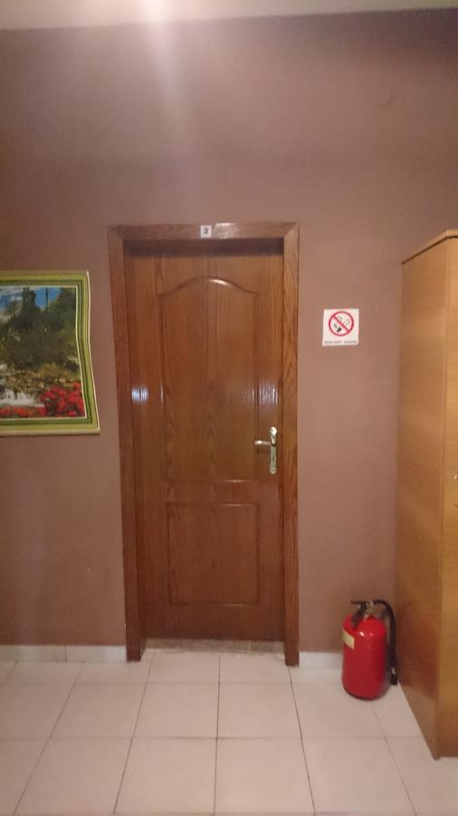 Dafina Hotel Tirana Extérieur photo