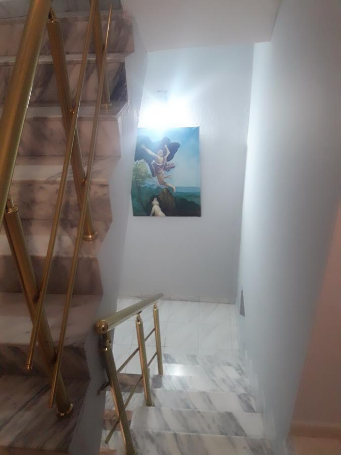 Dafina Hotel Tirana Extérieur photo